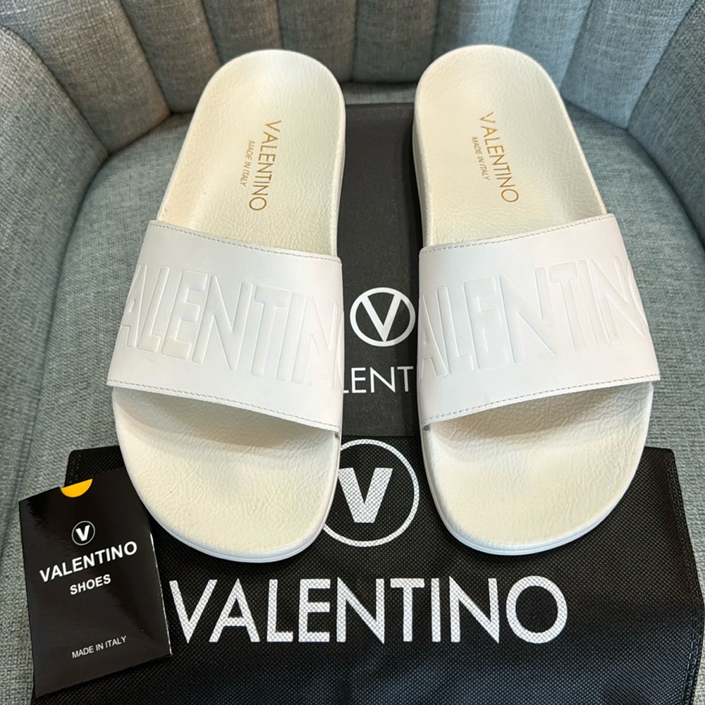 Valentino By Mario Valentino White Unisex Spa Slides Size US M 7 L 10